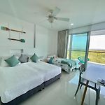 Amplio apartamento en Morros Ultra